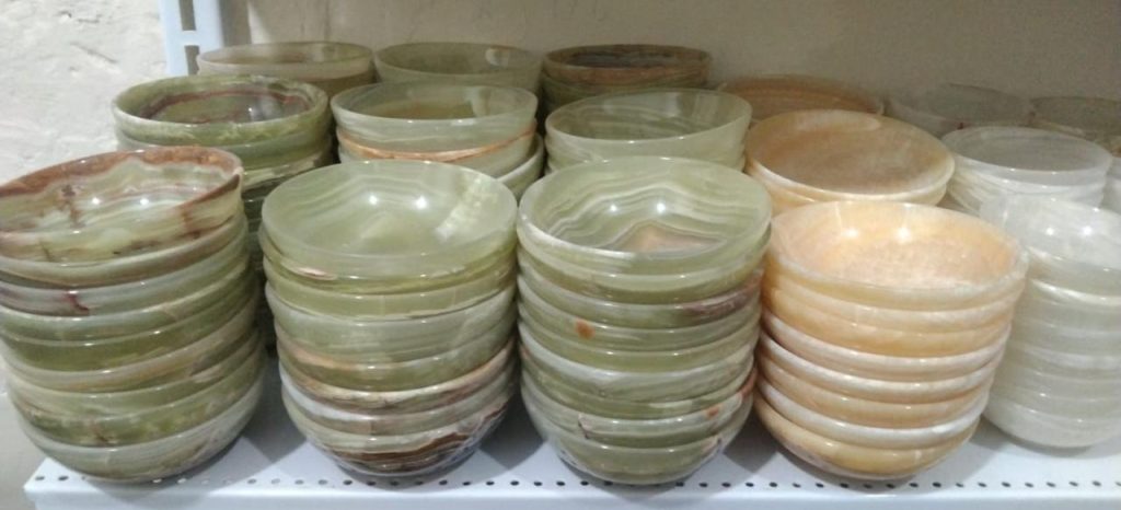 Onyx Bowl Collection