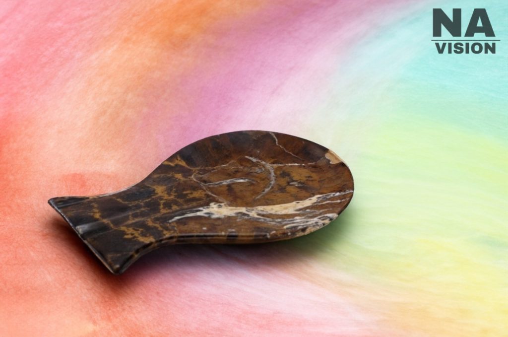 Onyx Leaf Serving Dish